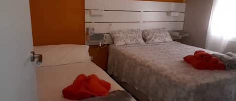 4 bedrooms, iron/ironing board, bed sheets, wheelchair access