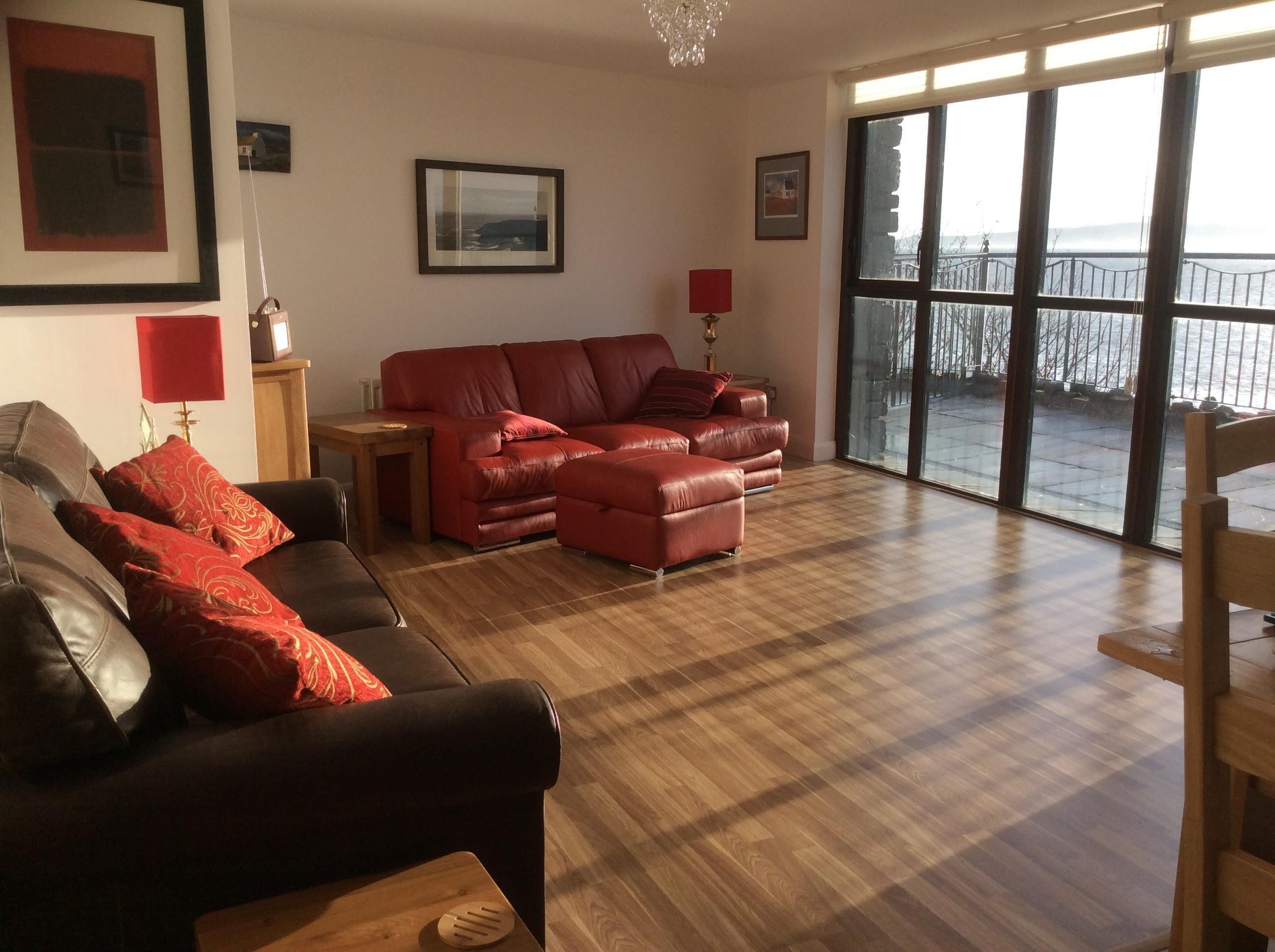 The Fort:Panoramic Views  Lough Foyle  Private Gated Terrace/Wifi/Netflix/Baby