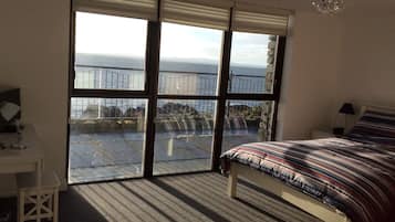 3 bedrooms, iron/ironing board, travel crib, WiFi