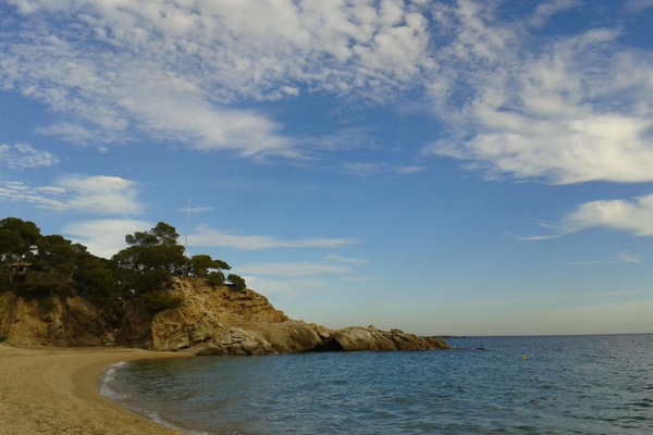 playa proxima Cala Rovira