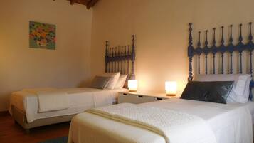 3 多间卧室、熨斗/熨衣板、WiFi、床单