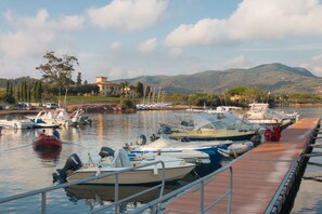 Marina/club náutico