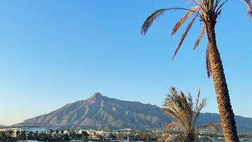 Beach nearby, beach towels