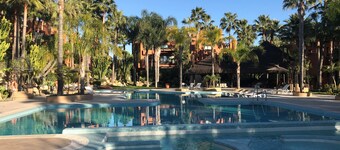 Vintersolskinn på 5 * luksuriøst feriested - Nær golf og havn 