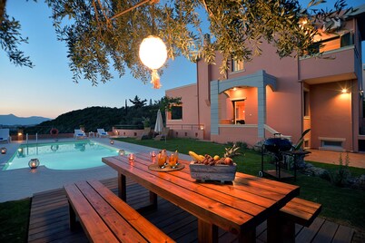 Villa Amaryllis is the ultimate booking option for couples, families and friends