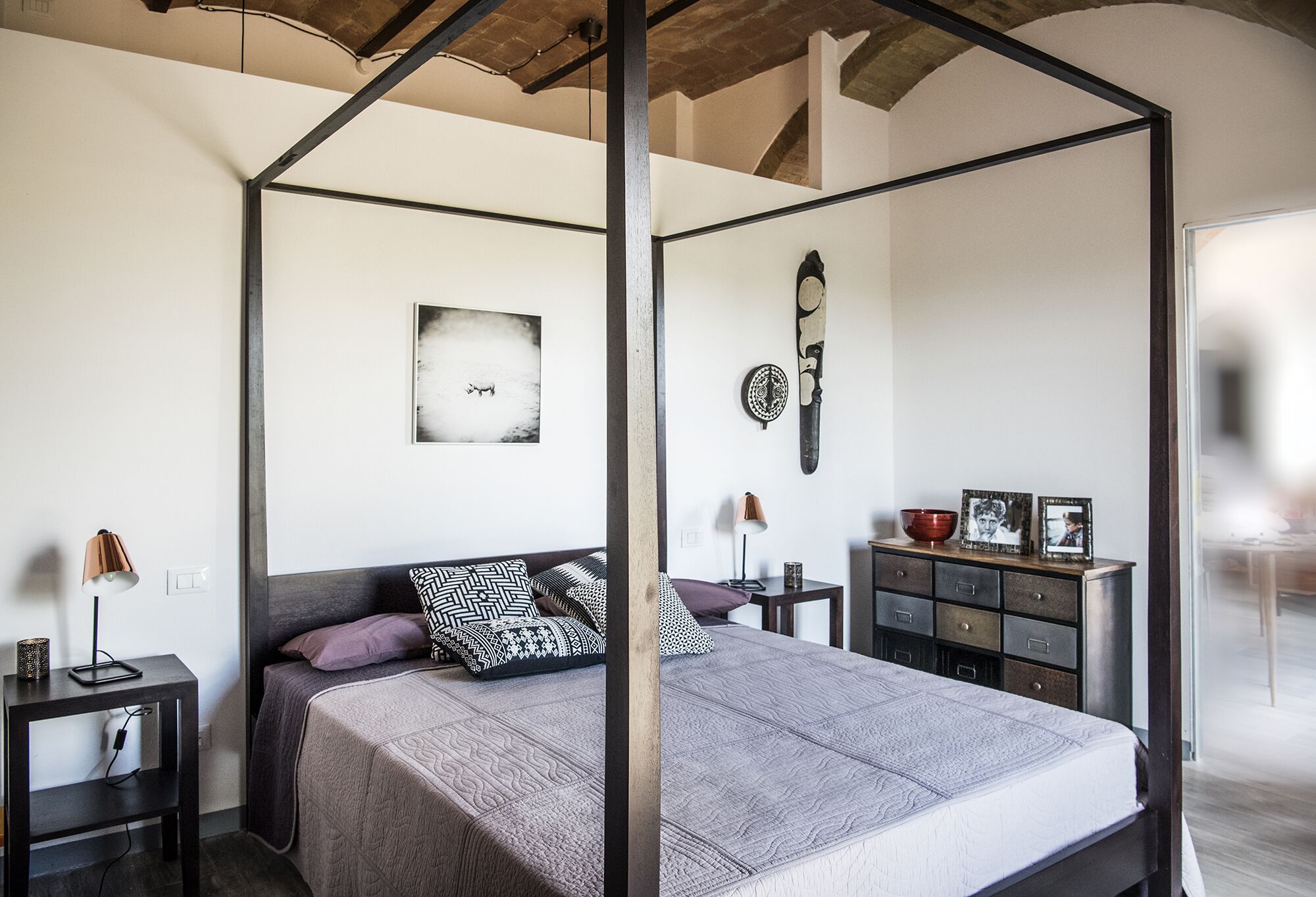 2 bedrooms, iron/ironing board, travel cot, WiFi