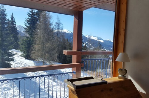 Les Arcs 1800: charming apartment in residence
