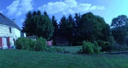 Ferme rénovée dans un hameau à 5 min de Besse et 10 de la station de Super Besse