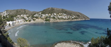 Sun-loungers