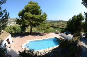 Outdoor pool, a heated pool - Secluded Villa with heated private pool and far-reaching sea views (Benitachell / El Poble Nou de Benitatxell)