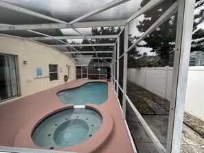 屋外プール