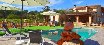 Son Antem, Air Conditioning, Wifi free, Private pool, 8 km From Cala Blava