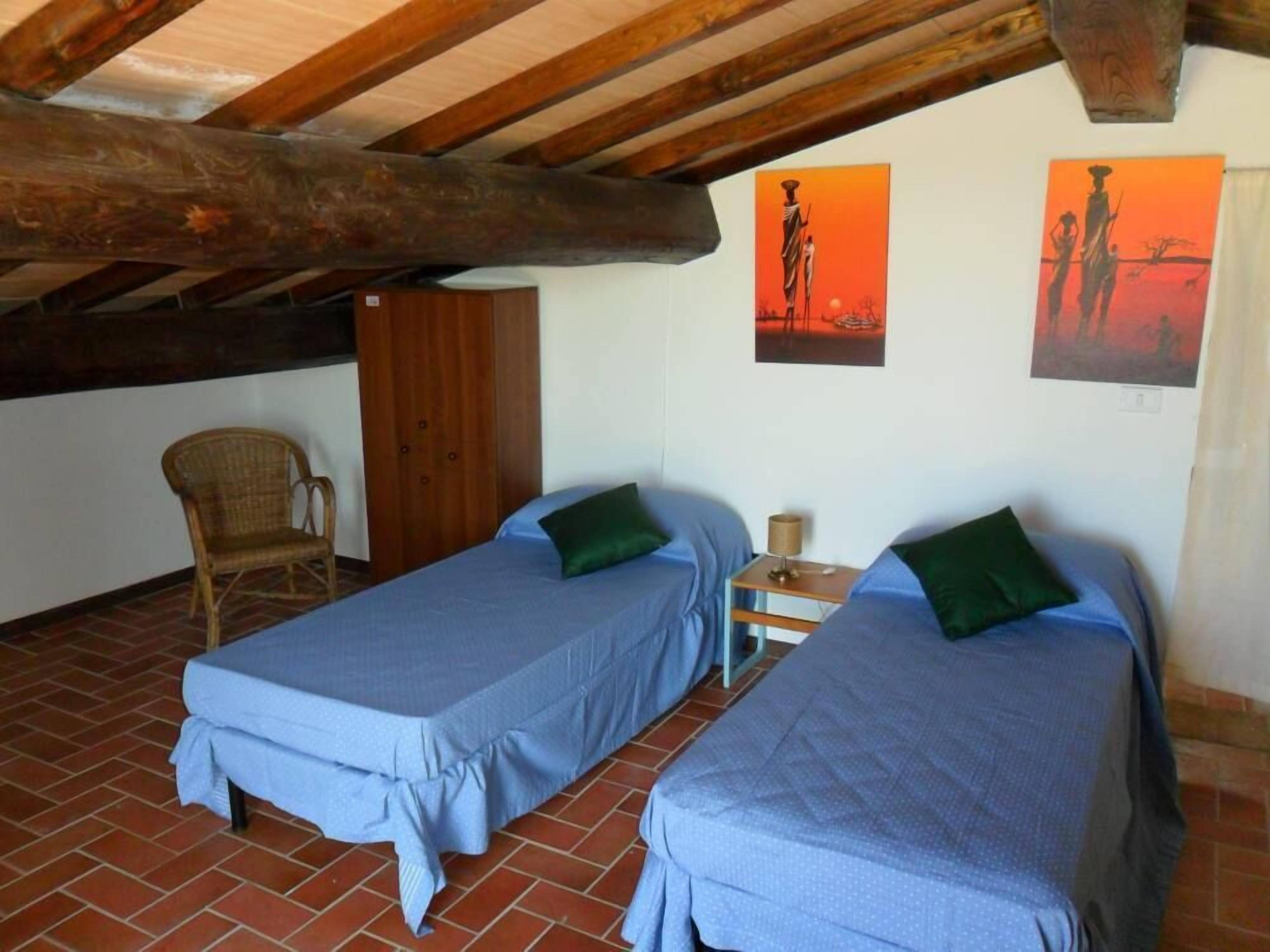 CAPALBIO 5 'MARE: VILLA + DEPENDANCE PINGPONG POOL