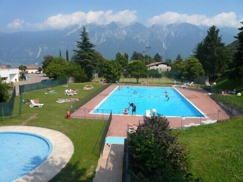 Charming Mountain Home, vain muutaman minuutin päässä Gardajärven