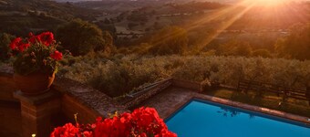 Meridolio, a charming country Villa with privat pool! 8% DISCOUNT ON 2nd WEEK 