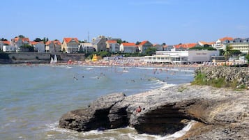 Plage à proximité, serviettes de plage
