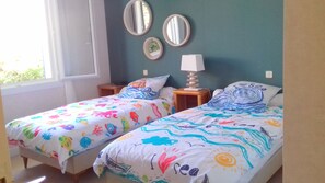 3 habitaciones, tabla de planchar con plancha y wifi 