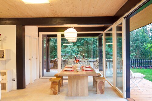 Talo uima-altaalla 8 minuutin päässä rannalta, ilmainen wifi