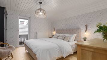 3 Schlafzimmer, Bügeleisen/Bügelbrett, Reisekinderbett, kostenloses WLAN