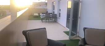 Magnificent penthouse with large terrace