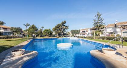 Huoneisto / talo, uima-allas, ilmainen WiFi, ilmastointi, satelliitti-tv