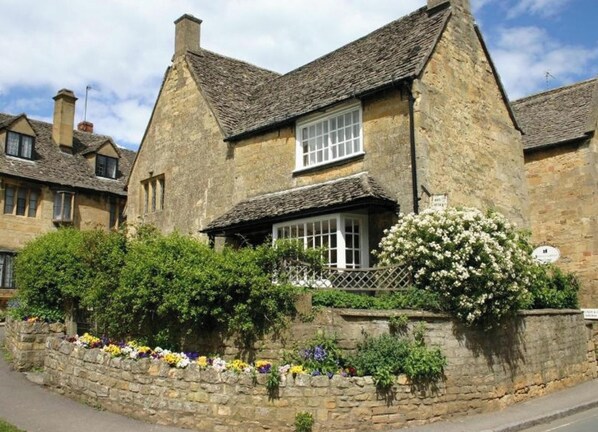 Exterior - Grade II Listed Cotswolds Self Catering Accommodation. VisitEngland 4**** (Chipping Campden)