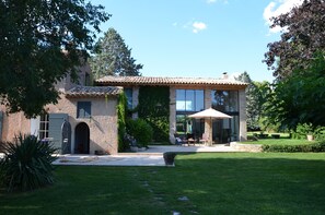 Extérieur
