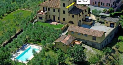 LA TORRE - Apartment in Villa from the early 1900s