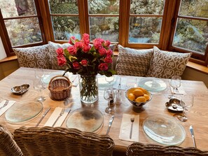 Dining - Stunning Interior Designed 3 bedroom cottage in the heart of Chipping Campden (Chipping Campden)