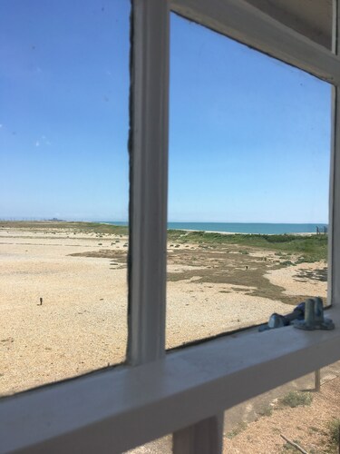 3 bedroom Coastguard Cottage on Camber Sands