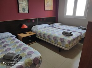 6 bedrooms, iron/ironing board, WiFi, bed sheets