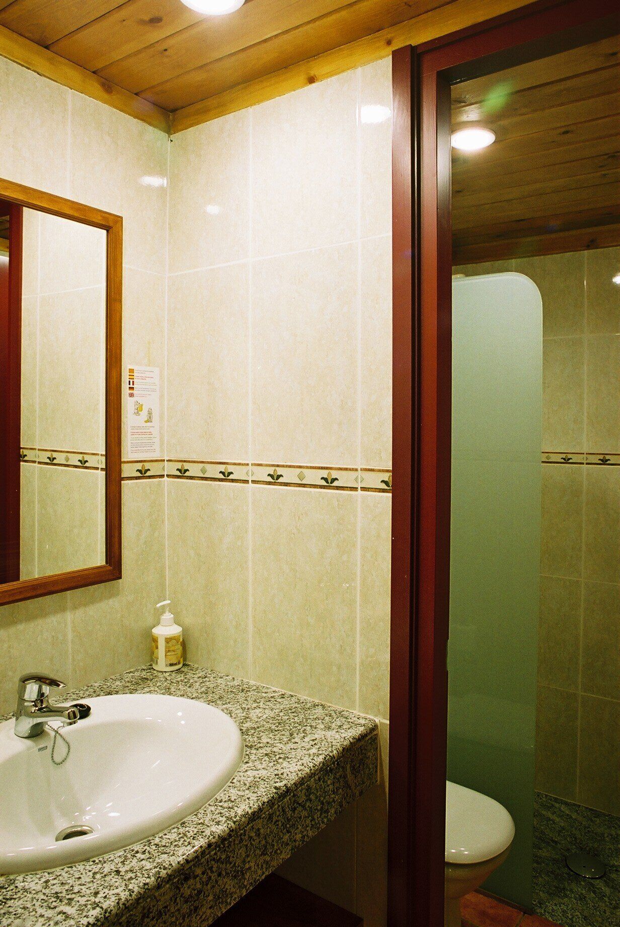 Great lodge with quiet terrace , spendid view, full equipped for 4 - 5 people. 