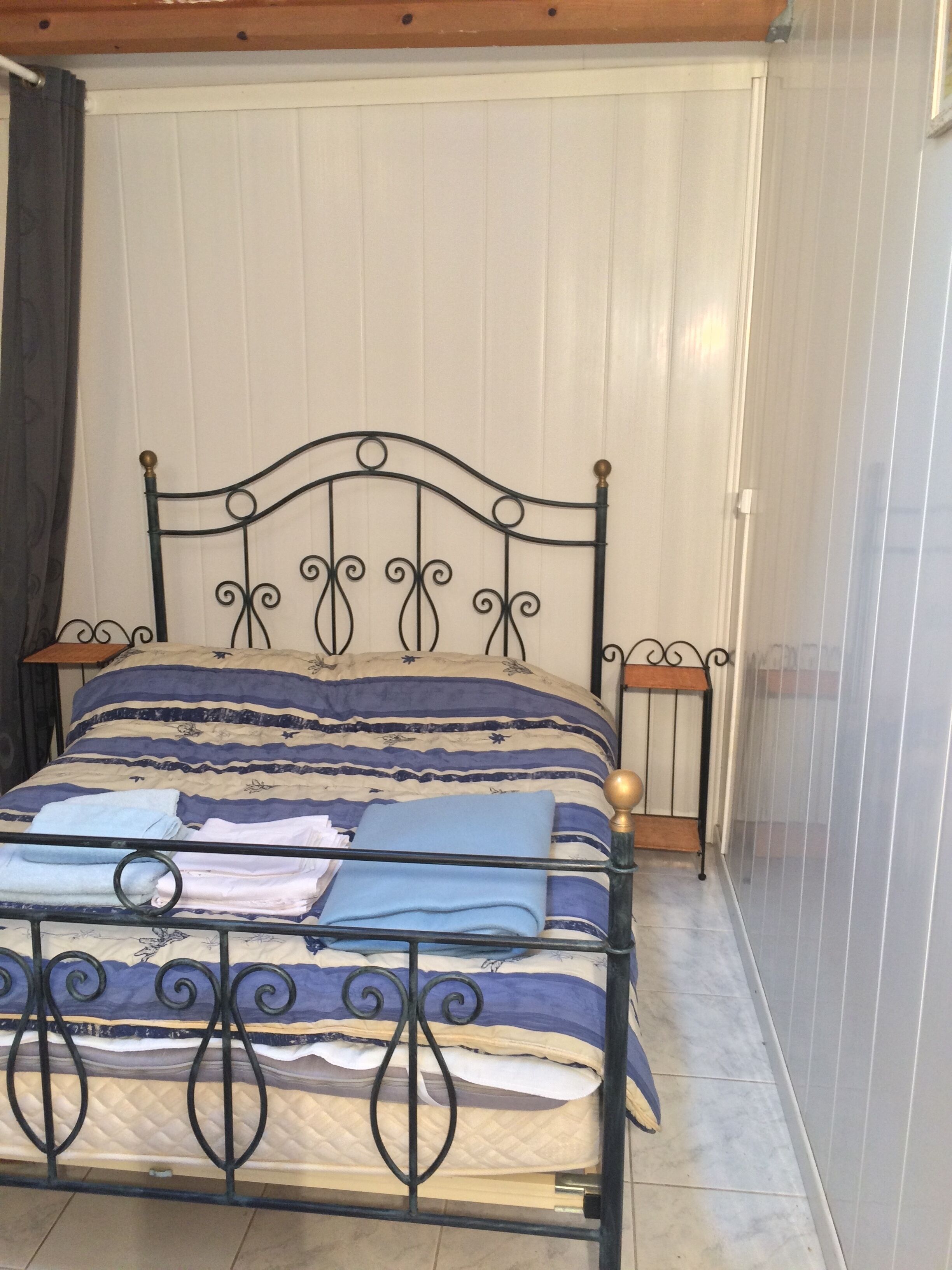 3 多间卧室、客房内保险箱、熨斗/熨衣板、WiFi