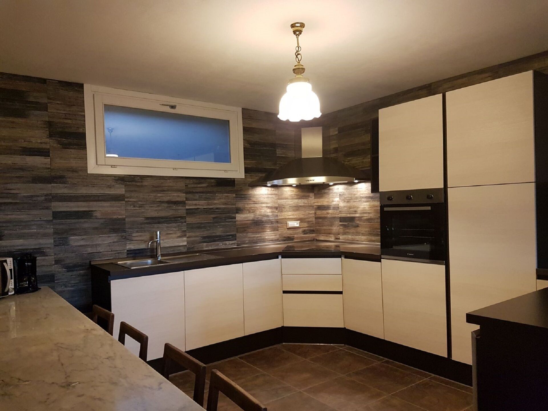 Confinedeisanti B&B Apartment 8 beds