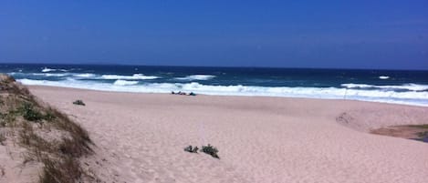 Vlak bij het strand