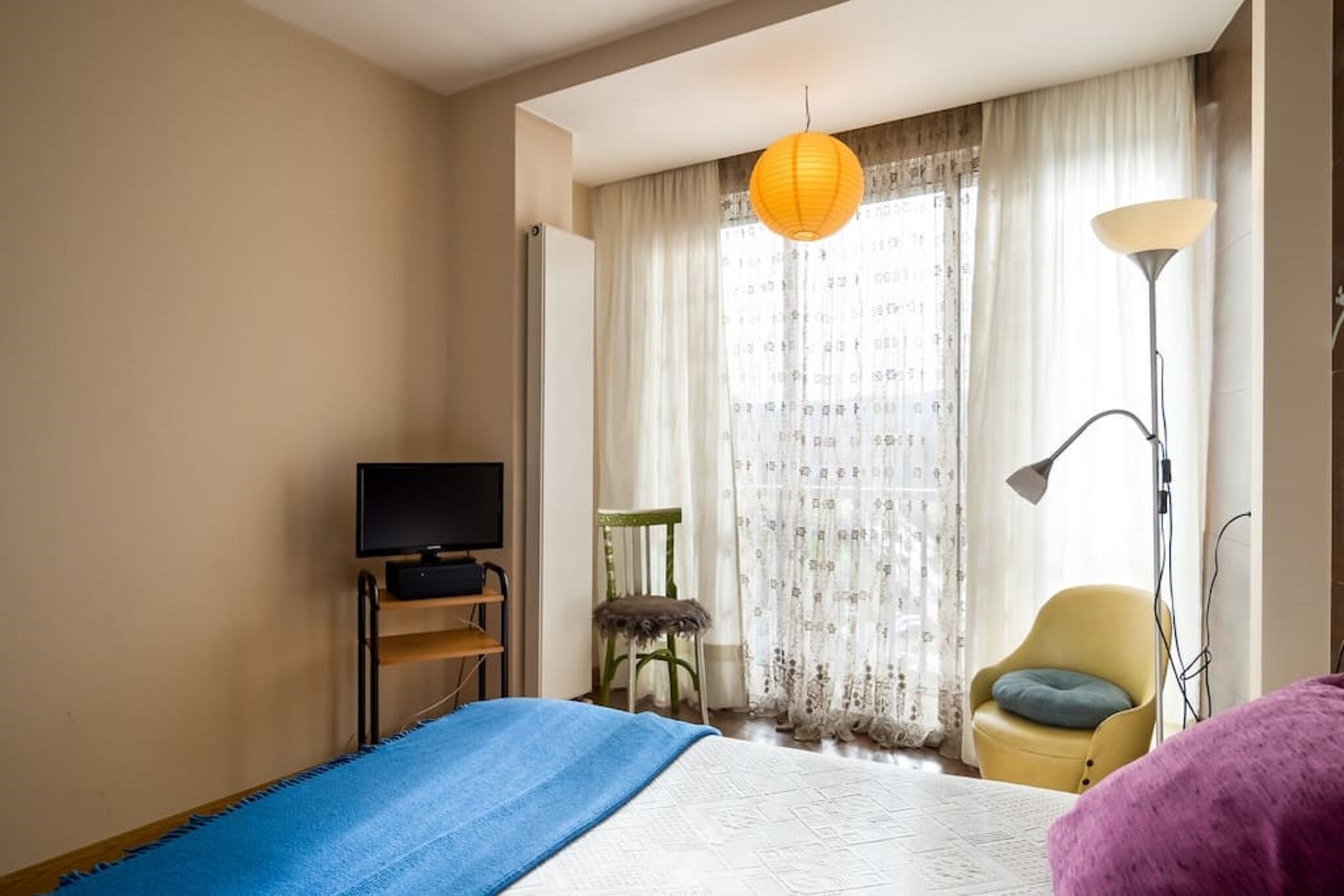 Apartment in Pontevedra for 5 people: quiet, central and sunny. WIFI 150 Mb