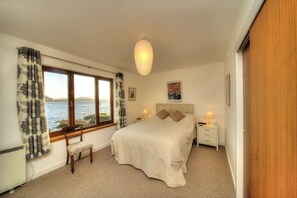 3 Schlafzimmer, Bügeleisen/Bügelbrett, Reisekinderbett, WLAN