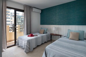 3 bedrooms, iron/ironing board, travel crib, free WiFi