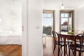 1 soverom, strykejern/-brett, wi-fi og sengetøy