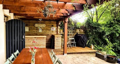 Outstanding Large Period Property With Breath Taking Views Sleeping Up To 19