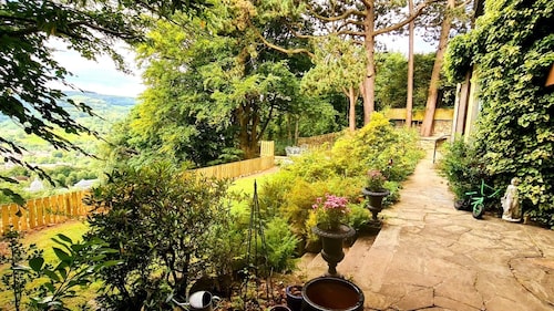Outstanding Large Period Property With Breath Taking Views Sleeping Up To 19