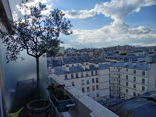 Studio BASTILLE 32 m2 avec clim, balcon 9ème et dernier étage  - vue imprenable