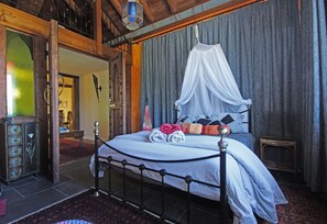 4 dormitorios, tabla de planchar con plancha, wifi gratis y ropa de cama
