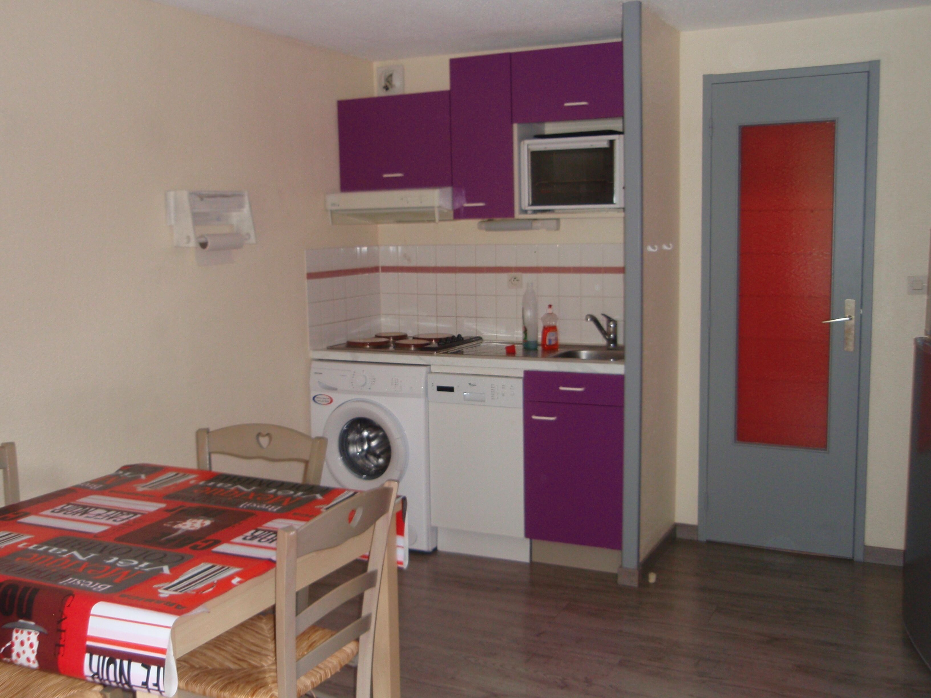 apartment 4-6 people