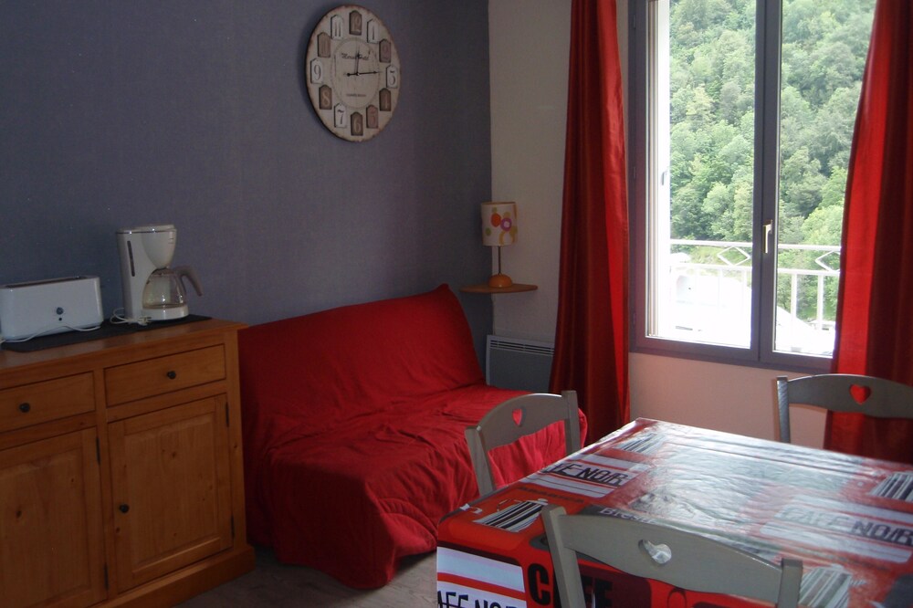 apartment 4-6 people