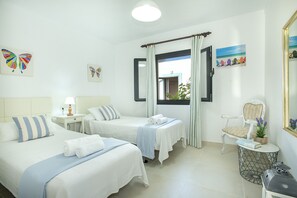 3 chambres, fer et planche Ă repasser, Wi-Fi gratuit, draps fournis