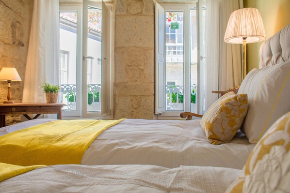 2 chambres, bureau, fer et planche à repasser, Wi-Fi gratuit