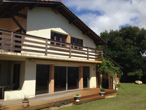 Exterior - 40 meters from the beach, windows on the Arcachon "basin" (Arès)