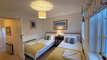 3 bedrooms, iron/ironing board, travel cot, free WiFi