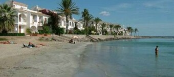 Terraced house for 8 by the beach in Aldeas de Taray Club, La Manga